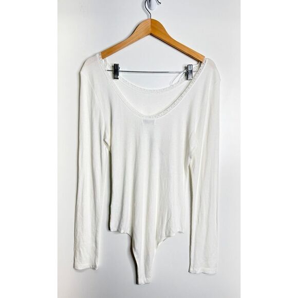 Socialite Bodysuit Lace Trim Womens Long Sleeve Ribbed Ivory White Size XL NWT - Picture 3 of 8